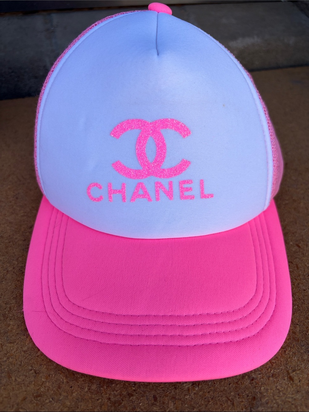 Faux logo White Front Pink Logo & Brim unisex SnapBack Trucker Hat